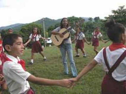 Instructores de Arte de la brigada José Martí, baluartes de la cultura comunitaria