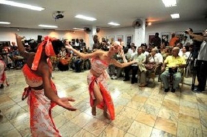 Entregan en Cuba Premio de Danza Lorna Burdsall