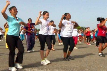 Generó gran animación espectáculo Cubaila en plaza cienfueguera