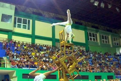 Disfruta el público cienfueguero de los mejores números del Circuba 2013