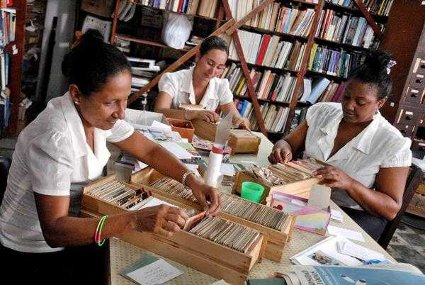 A las puertas X Evento de Extensión Bibliotecaria en la montaña