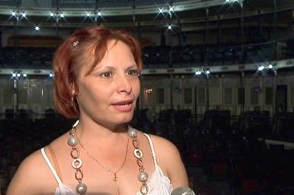 Entregan Premio Provincial de Danza 2013 a Bárbara Lamí, Directora del Conjunto Folclórico de Cienfuegos