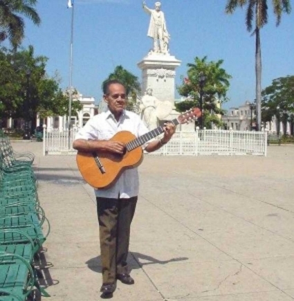 Felito Molina, plena entrega a la música