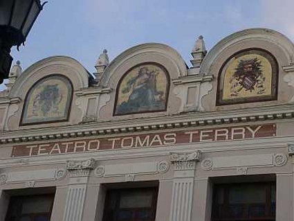 Variada programación por los 127 años del Teatro Tomás Terry