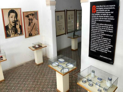 Objetos personales de Benny Moré distinguen muestra museográfica