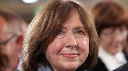 Bielorrusa Svetlana Alexievich gana premio Nobel de Literatura
