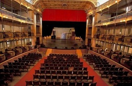 III Temporada Teatral Luisa Martínez Casado y Arquímedes Pous en Cienfuegos.