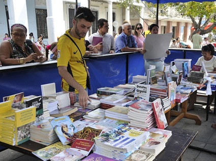 Feria del Libro en Cienfuegos opciones del fin de semana