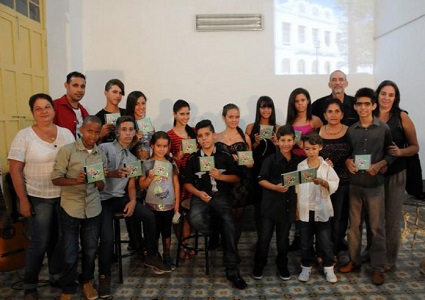 Los Novo presentan disco de niños trovadores