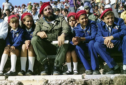 Inauguran en Argentina ciclo documental en homenaje a Fidel Castro