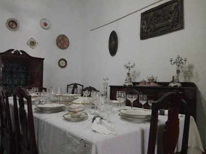 Conservan valiosa colección de artes decorativas en Cienfuegos
