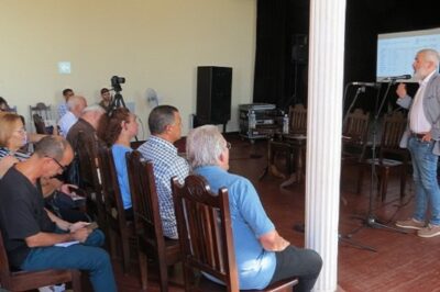 Sesiona el evento ComuniCultura+ en Cienfuegos
